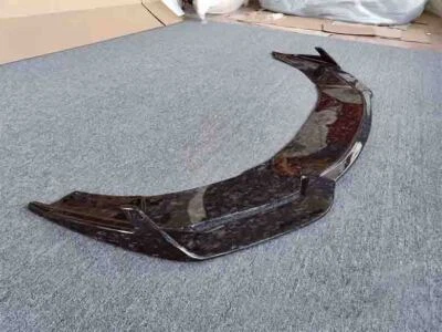 Divisor de lábios dianteiro de fibra de carbono para Lamborghini Huracan LP610 RZ Style - Imagem 1 de 4