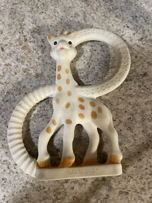 Vulli Sophie La Girafe Giraffe Natural Rubber Teether Ring Disinfected - Image 1 of 2