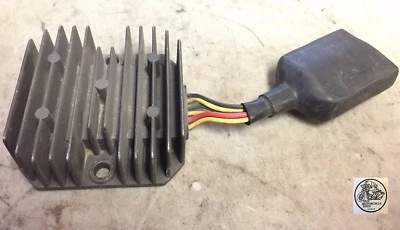 Honda CM450C 1982 regulador rectificador OEM 31600-KV8-681 Foto 1 de 3