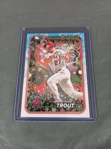 2024 Topps Baseball Holiday Mike Trout #H27 Los Angeles Angels ottima carta. - Foto 1 di 2