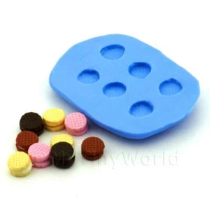Maison de Poupées Miniature 6 Pièce Rond Biscuits Moule Silicone - Picture 1 of 1