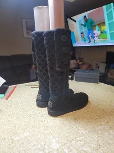 UGG Australia DAMENSTIEFEL SCHWARZ STRICKSTIL 1016557 Größe 7 - Bild 1 von 11