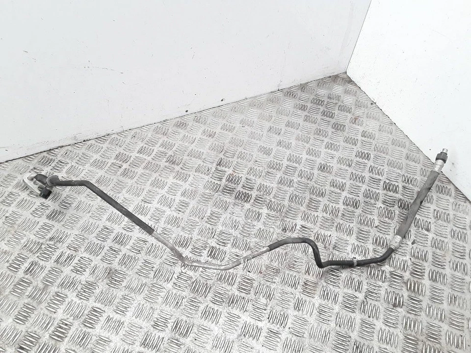 Audi A6 C5 2.4 125kw V6 Petrol 2003 LHD Air Conditioning On/C Piping Hose - Image 1 of 4