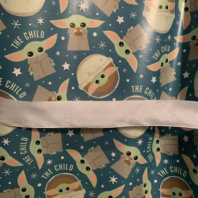 AMERICAN GREETINGS Baby Yoda Gift Wrap Set, Paper And Ribbon, see description