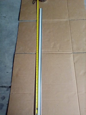 2005 - 2006 CHRYSLER 300 Front Door  MOLDING Right passenger  side OEM paint PWG - Image 1 of 4