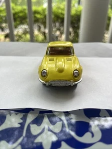 Vintage Corgi 1:43 Jaguar E-type V-12 Coupe Whizzwheels - Picture 1 of 7