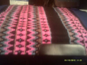 Saddle Pad Showman Oversize Memory Foam Pink and Black 38x34 - Picture 1 of 6