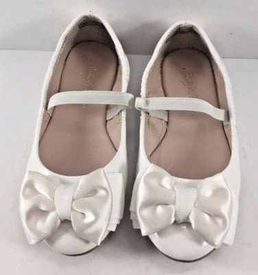 Bailarinas con arco Elsie blancas Ruby & Bloom para niños pequeños talla EE. UU. 9,5 M NUEVAS CON ETIQUETAS Foto 1 de 4