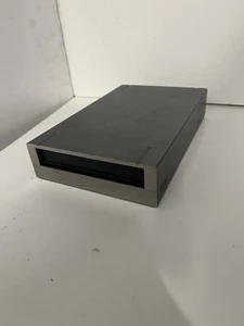 LACIE DVD±RW DOUBLE LAYER LIGHT SCRIBE DRIVE 8x 8.5GB DESIGN BY F.A. PORSCHE - Afbeelding 1 van 9