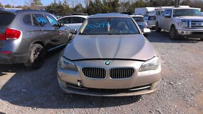 Capó BMW 528I 11 12 13 14 15 16 Foto 1 de 4