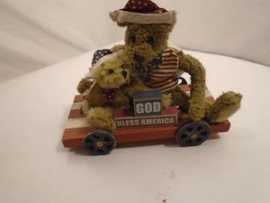 Americana Patriotic Rustic Wood Wagon 10” Decor  Stuffed Bears Primitive - Picture 1 of 3