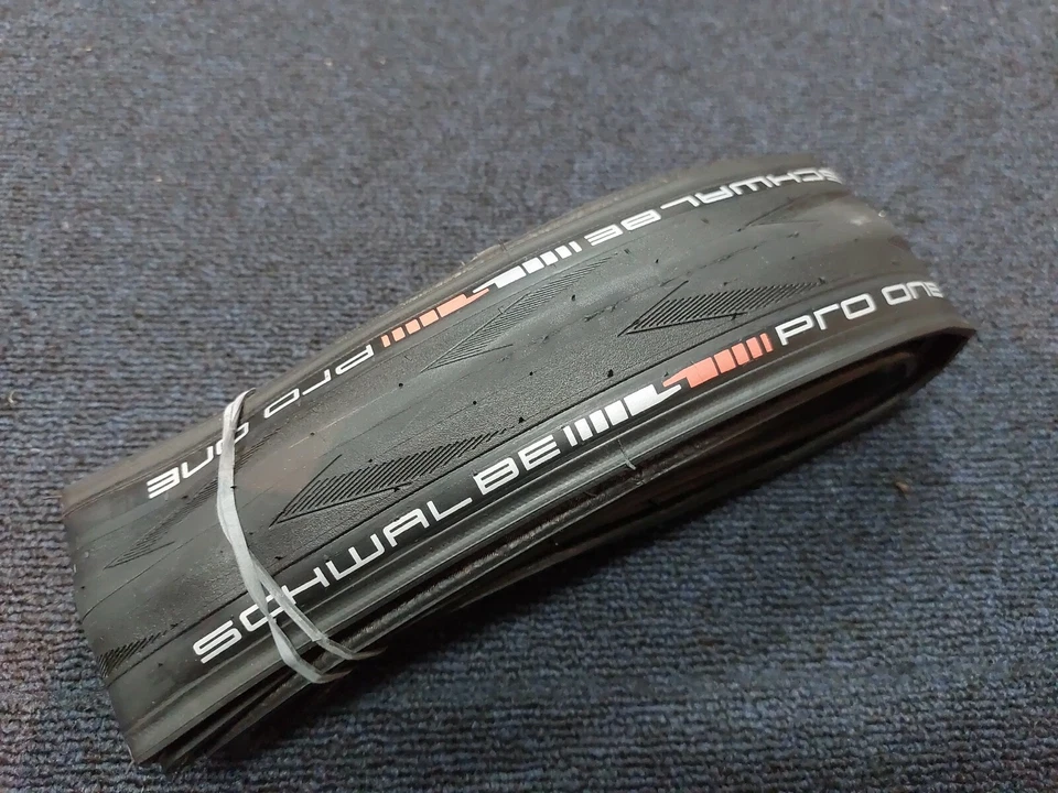 Schwalbe Pro One Tubeless TLE  700 x 28mm Tyre  Black (Addix Race ) - image 1 of 1