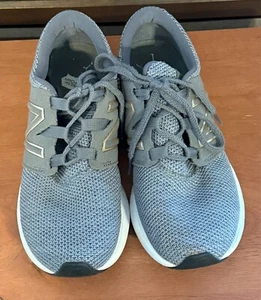 New Balance Fresh Foam Running Shoes Women's Size 9 Gray Sneakers WVRCRHG1 - Picture 1 of 10