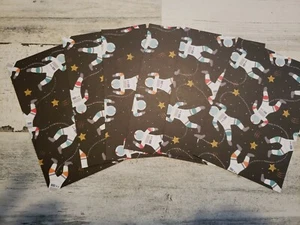 6 pieces of astronauts Scrapbook Paper 4x6 photo mats #123 - Picture 1 of 1