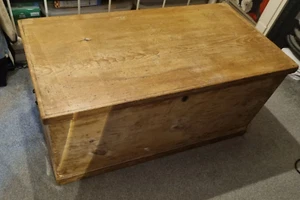 Antique Georgian Blanket Box - Picture 1 of 14