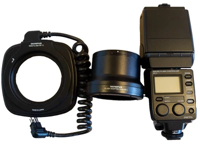 Olympus RF-11 Ring Flash, FC-1 Macro Flash Controller & FR-1 Flash Adapter Ring - Image 1 of 4