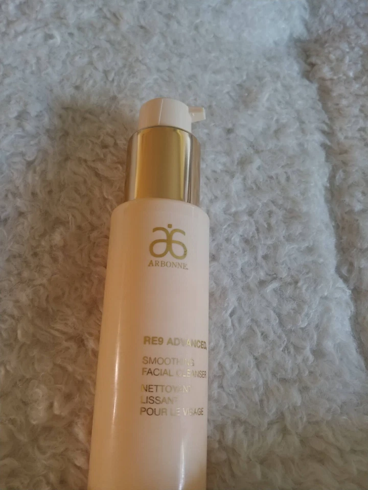 Arbonne RE9 Advanced Smoothing Facial Cleanser TAMANHO COMPLETO (CAIXA NOVA!) 3 oz #811 - Imagem 1 de 1