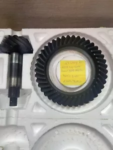 Summit Racing 49-0070-1 Differential Ring And Pinion Gears For 67 Chevy 3.42 - Picture 1 of 3