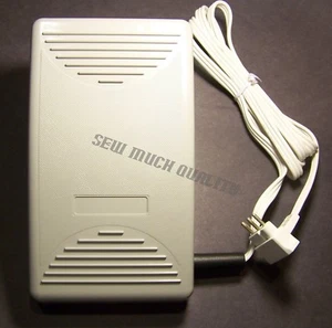 FOOT CONTROL PEDAL W/ Cord Genuine Janome NewHome L392 Singer 7100 + - Picture 1 of 4