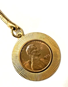 Portachiavi penny Lincoln 1969 vintage senza marchio di zecca tono oro 3 3/4" - Foto 1 di 8