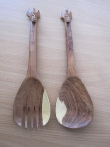 Set of Two Wooden Giraffe Salad Servers - NEVER USED - EXCELLENT CONDITION - Picture 1 of 21