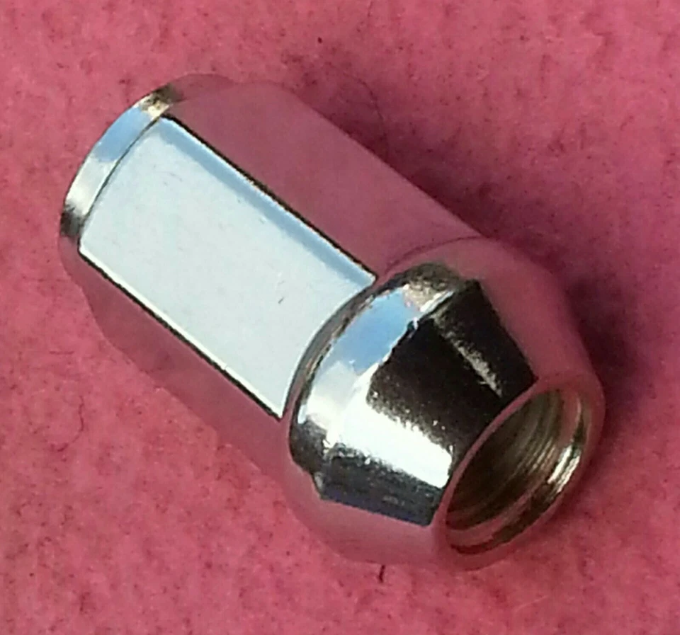 20 ASIENTO CÓNICO M12x1.25 CERRADO BULBO TIPO TUERCAS DE RUEDA CROMADAS DATSUN NISSAN SUZUKI Foto 1 de 1