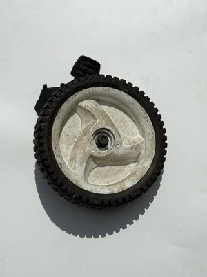 Craftsman 917.370660 22” Cortacésped Serie 675 Ajustador de Altura L Trasero y Rueda Foto 1 de 4