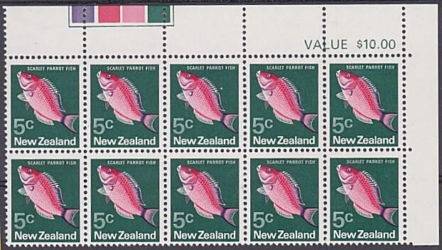 NEW ZEALAND 1970 5c Parrott Fish wmk paper 'Value' block MNH...............B1229 - Image 1 of 1