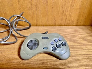 Sega Saturn Gray Controller Game Pad Working Tested US SELLER - Picture 1 of 2