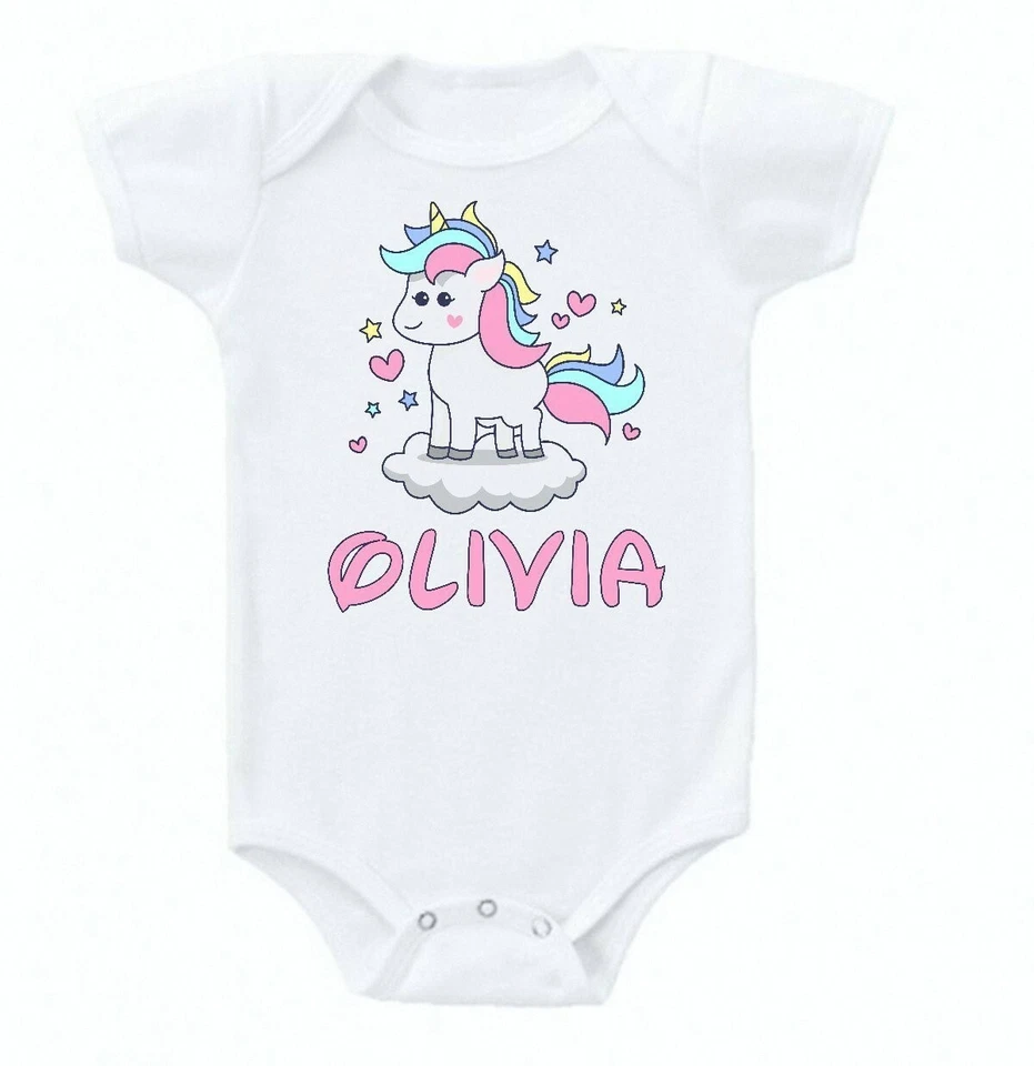 Body de bebé Unicornio 3 personalizado manga corta para recién nacido hasta 13 libras Foto 1 de 1