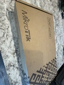 Mikrotik hAP ac3 Wireless Dual-Band Router with 5 Gigabit Ethernet Ports - NEW - Picture 1 of 3