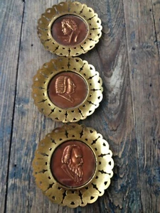 3 VINTAGE MESSING KUPFER ENGLAND DEKORATIVE KOMPONISTENPLATTEN BEETHOVEN BACH BRAHMS  - Bild 1 von 9