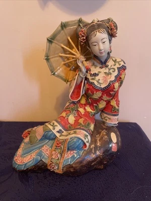 Chinese Wucai Ceramic Porcelain Sculpture Lady Women With Umbrella Antique - Image 1 of 3