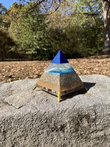 Orgonit Pyramide, EMF Harmonizer, Meditation Kristalle Steine, Heilung  - Bild 1 von 16