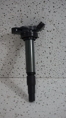 Lexus CT200H I4 2011-12 1,8 L.  C-696 Foto 1 de 3