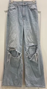 Divided Womens Distressed Jeans Size 4 Blue Light Wash 5 Pockets 170 - Picture 1 of 10