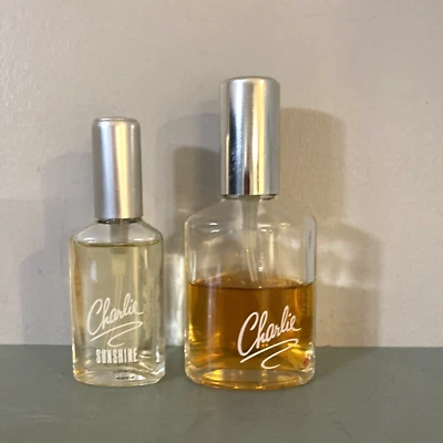 Charlie Revlon Sunshine Colonia Spray 0.5 fl oz SIN CAJA, COMPLETO más Charlie 1.3oz Foto 1 de 3