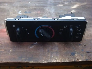 AC Heater Climate Control Panel Trim From a 2001 Ford F-250 - Picture 1 of 6