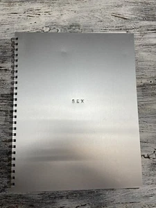 Madonna Sex Fotobuch, Erotik CD & Comic inklusive guter Zustand - Bild 1 von 10