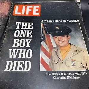 Life Magazine January 21 1972 A Weeks Dead in Vietnam - Picture 1 of 3