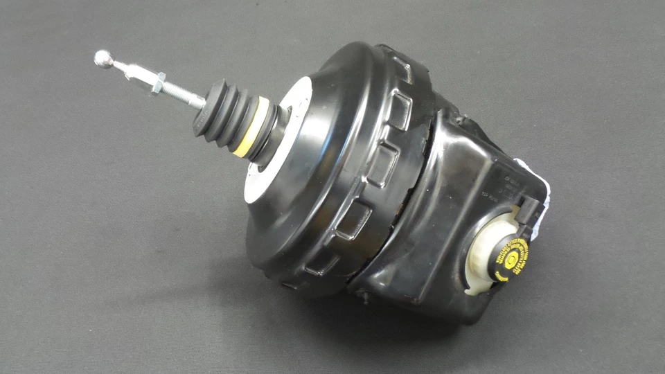 Audi A4 8K A5 8T Original Brake Booster Master Cylinder Only 000.395Km - Image 1 of 1