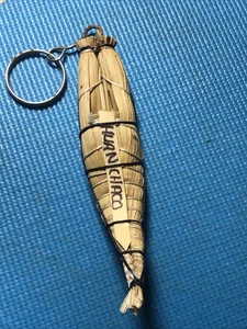 Mini Cabalito do Totora Schilf Souvenir Schlüsselanhänger, Huanchaco Peru, kostenloser Versand - Bild 1 von 13