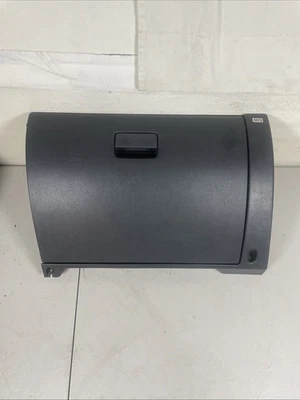 Nissan Frontier Xterra 2000-2003 guantera tablero inferior almacenamiento gris Foto 1 de 4