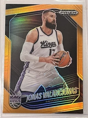 Jonas Valanciunas 2024-25 PRIZM BLACK BASKETBALL ORANGE Kings 13/49  - Image 1 of 3