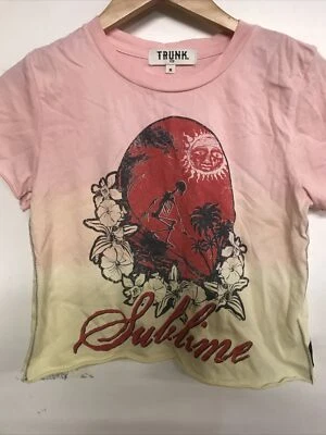 Camiseta floral sublime rosa y amarilla TRUNK LTD para niñas talla mediana  Foto 1 de 4