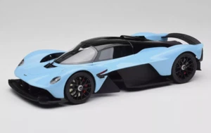 Modellauto GT Spirit ASTON MARTIN VALKYRIE BLUE 2023  GT915  1:18 Neu in der OVP - Picture 1 of 10