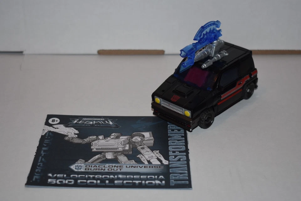 Transformers Legacy Velocitron Speedia 500 Series Burn Out com instruções - Imagem 1 de 1