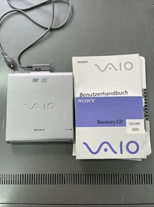 SONY VAIO PCGA-CRWD2 Externes CD-RW/ DVD-R Combo Drive Laufwerk - vom Händler - Afbeelding 1 van 2