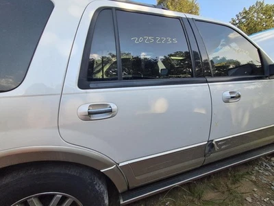 Used Rear Right Door Assembly Rear Side fits: 2010 Ford Expedition electric side Foto 1 de 4
