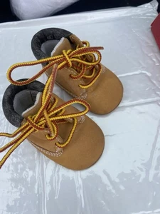 Timberland Baby Booties Size 0 Bargain! - Picture 1 of 5